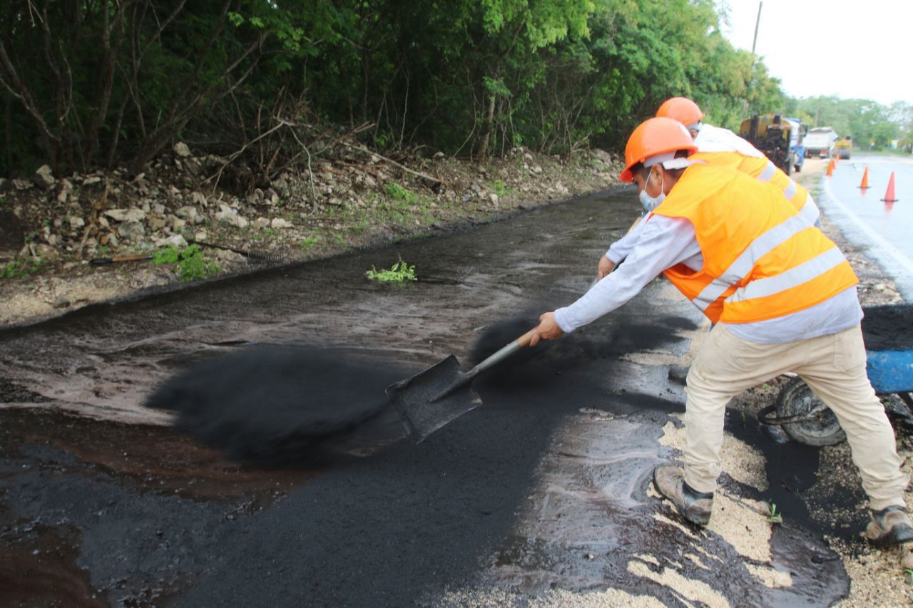 Ayuntamiento de Mérida construye la primera ciclovía con neumáticos reciclados
